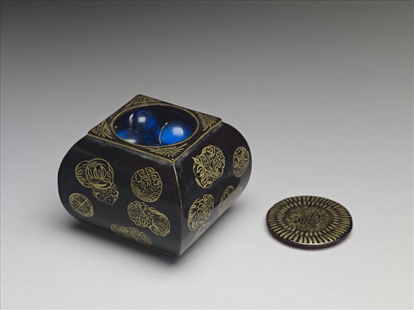 藍色玻璃圍棋子