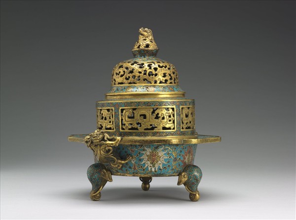 掐絲琺瑯螭耳爐