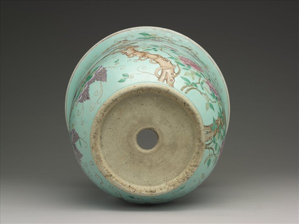 粉彩藤蘿月季花鳥紋盆