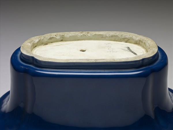 霽青釉海棠式盆