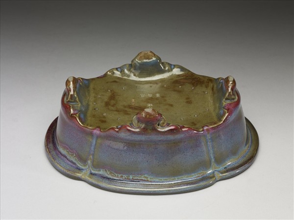 鈞窯 天藍葡萄紫釉海棠式盆托