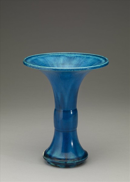 孔雀綠花觚 (附木座)