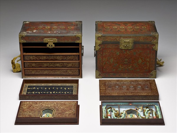 五方救度佛母數珠箱：紅度母