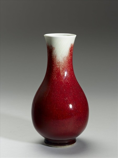 寶石紅釉瓶