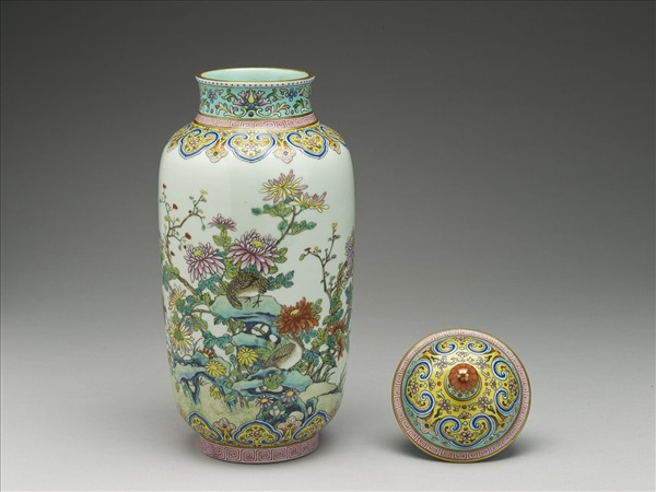 粉彩秋菊鵪鶉圖蓋罐