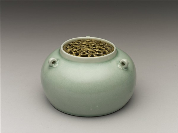 青瓷三繫罐（附金屬膽）