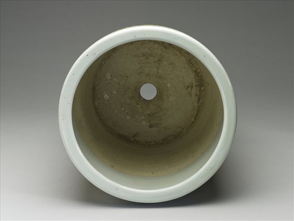 黃地粉彩吉祥富貴花盆