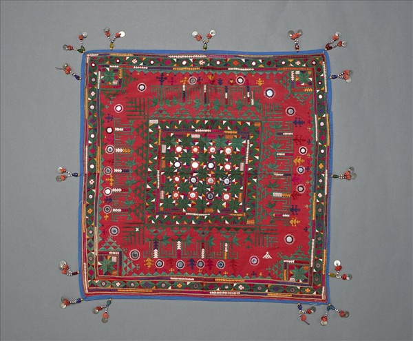 巴基斯坦 綴飾鏡繡方巾