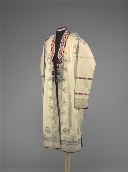 哈薩克 白地刺繡外袍