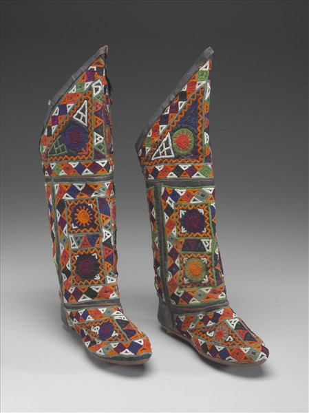 烏茲別克 多彩幾何紋刺繡靴