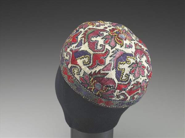 烏茲別克 白地多彩刺繡圓帽