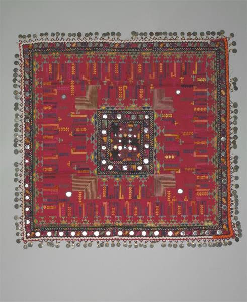 巴基斯坦 幾何紋綴飾小圓鏡刺繡方巾