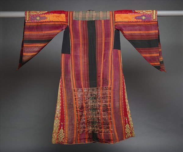 巴勒斯坦 紅地刺繡長衫