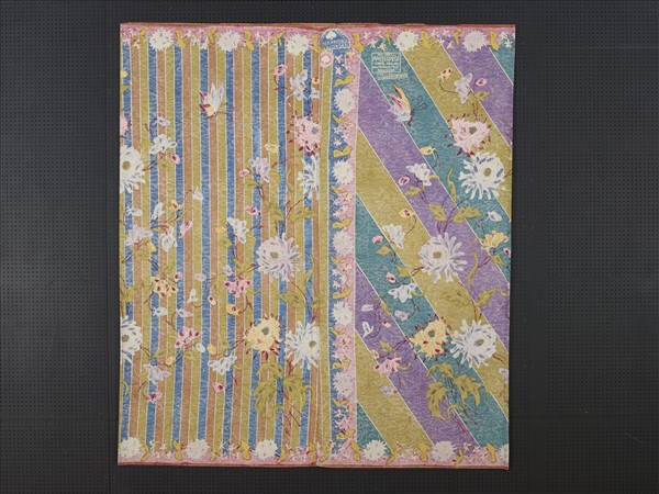 印尼 蠟染彩條花卉紋紗籠