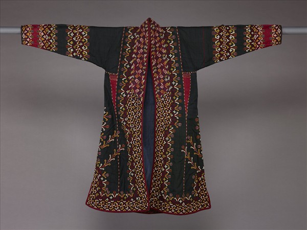 土庫曼 黑地多彩幾何花卉紋長袍