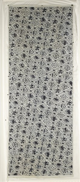 印尼 藍地動物瓶花蠟染裙布