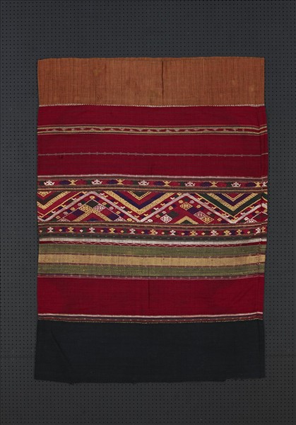 寮國 紅地山形紋織錦筒裙