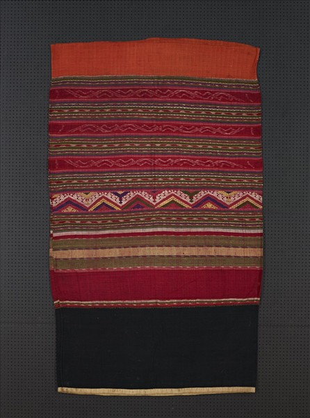 寮國 紅地山形紋織錦筒裙