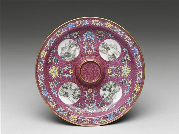 琺瑯彩紅錦地開光山水圖托盤