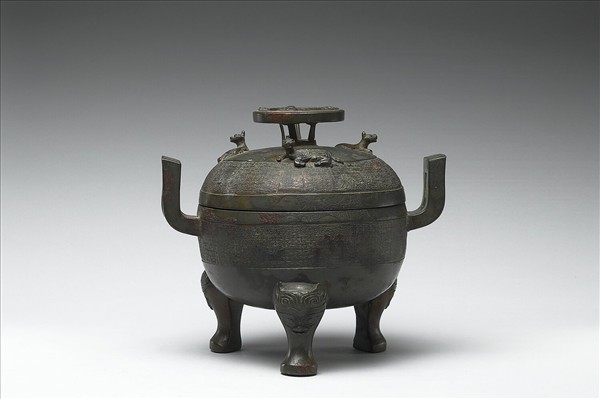 獸帶紋鼎