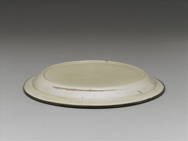 定窯 白瓷劃花雙鳳紋盤