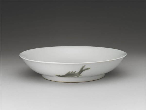 釉裡紅四魚紋盤