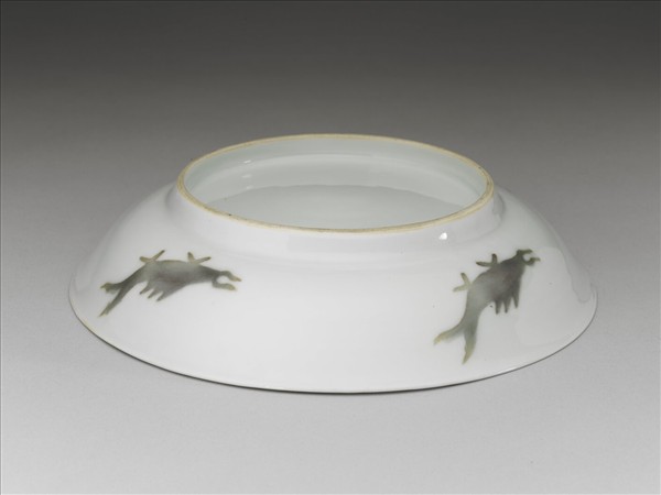 釉裡紅四魚紋盤