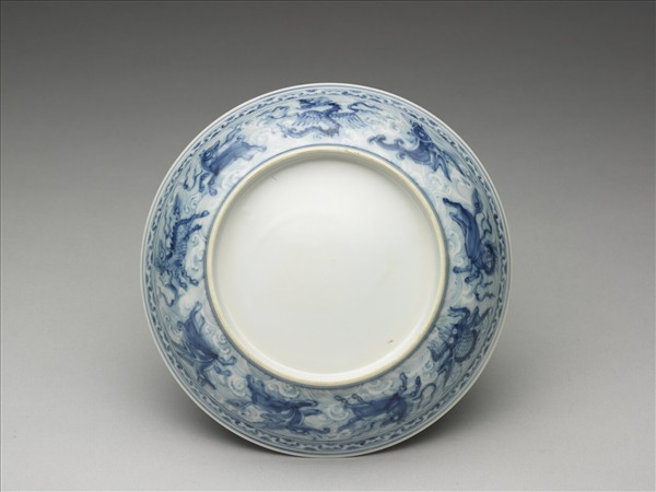 青花波濤海獸紋盤