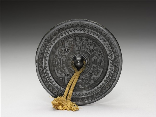 博局神人神獸紋鏡