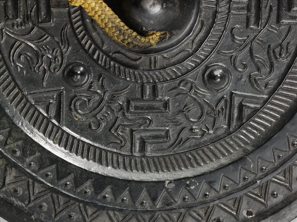 博局神人神獸紋鏡