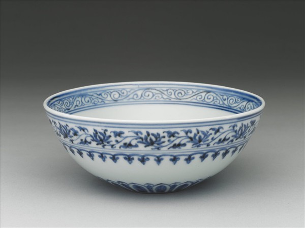 青花花卉紋碗