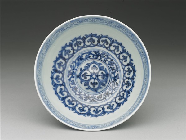 青花幾何花卉紋碗