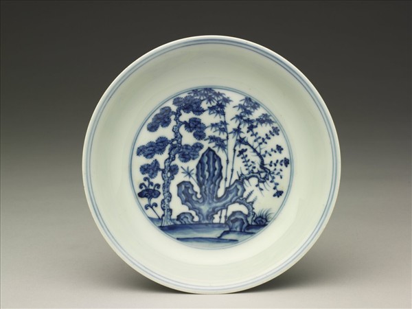 青花三友仕女圖盤