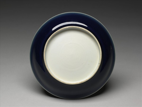 霽青釉盤