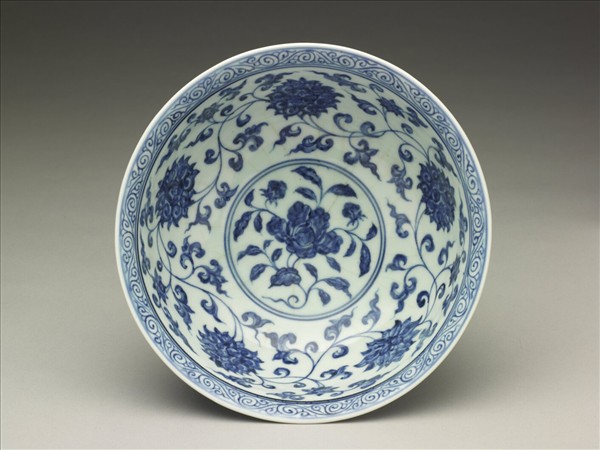 青花雙龍戲珠紋碗