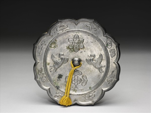 瑞花對鳥菱花鏡