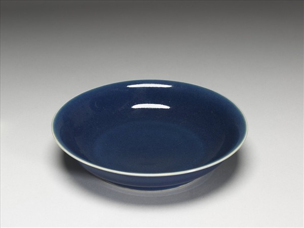 霽青釉盤