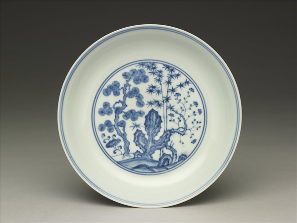 青花三友仕女圖盤