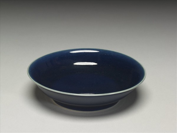 霽青釉碟