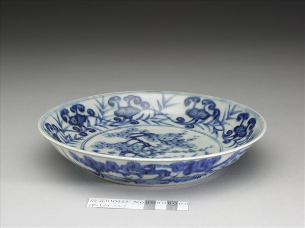 青花靈芝三友圖盤