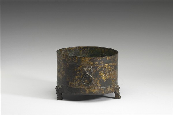 鎏金嵌銀雲紋樽