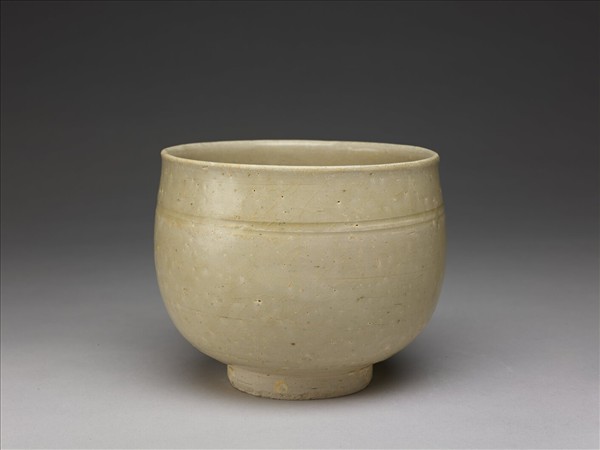 越南 白釉弦紋筒型碗