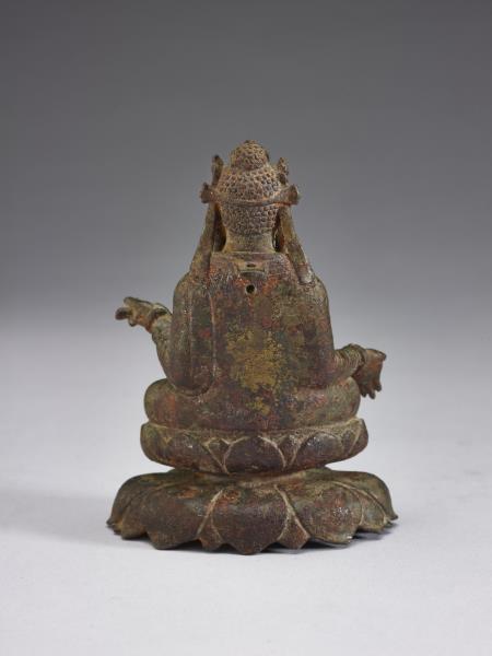 青銅菩薩趺坐像