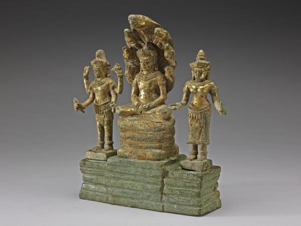 釋迦牟尼佛，四臂觀音，般若佛母三尊像