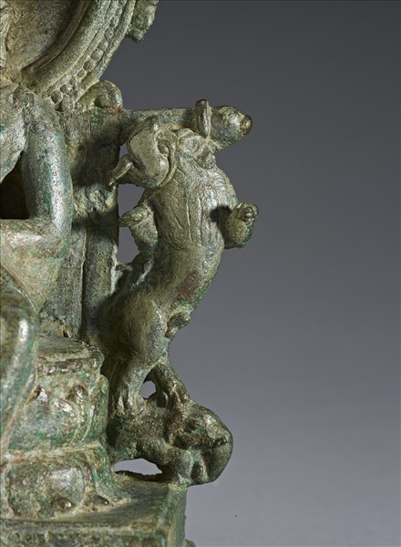 青銅佛垂足坐像