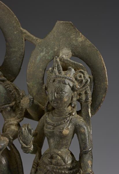 青銅鎏金烏瑪—大自在天及聖牛難提立像