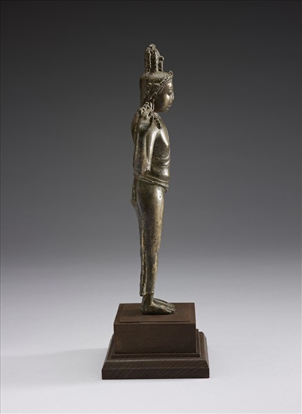 青銅鎏金四臂觀音菩薩立像