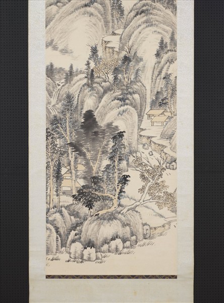 清項文彥仿董北苑山水　軸