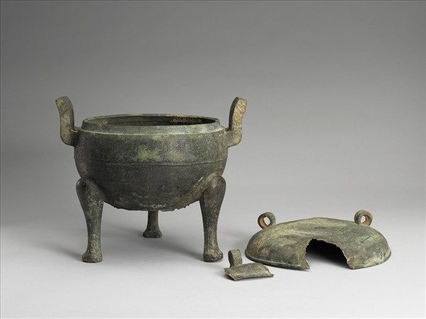 獸帶紋鼎