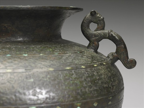 嵌松綠石蟠夔紋瓿